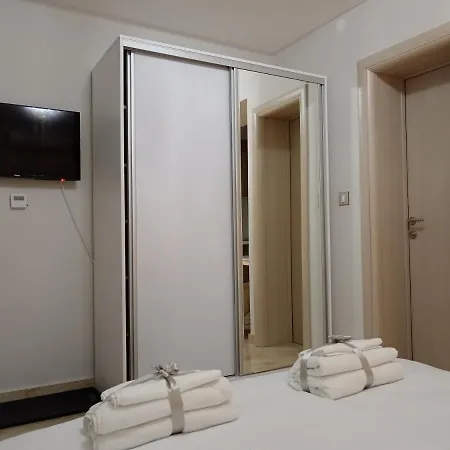 Apartman La Mirage *